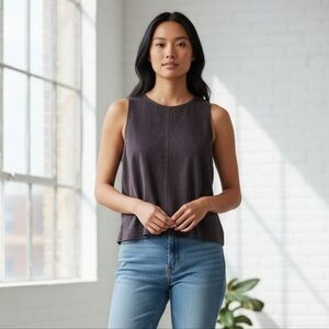 😻 3/$30 Aritzia Wilfred Black Faux Suede Slightly Cropped Tank Size Small